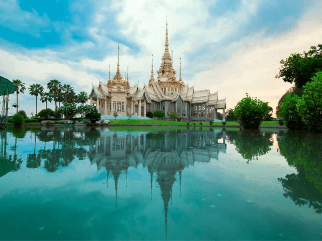 From USA to Thailand: The Ultimate Travel Guide