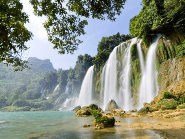 Best Time to Visit Ban Gioc Waterfall: A Seasonal Guide for U.S. Travelers