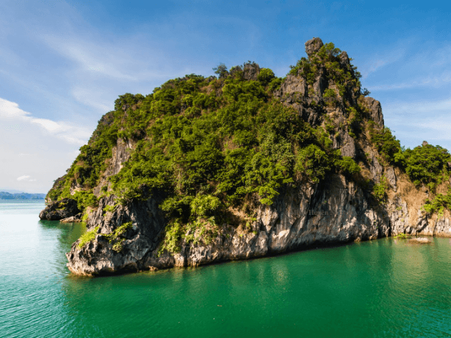 Is Halong Bay Worth Visiting? A Complete Halong Bay Travel Guide