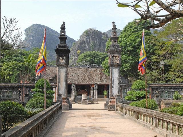 640x480_Dinh_Tien_Hoang_Temple-min.jpg