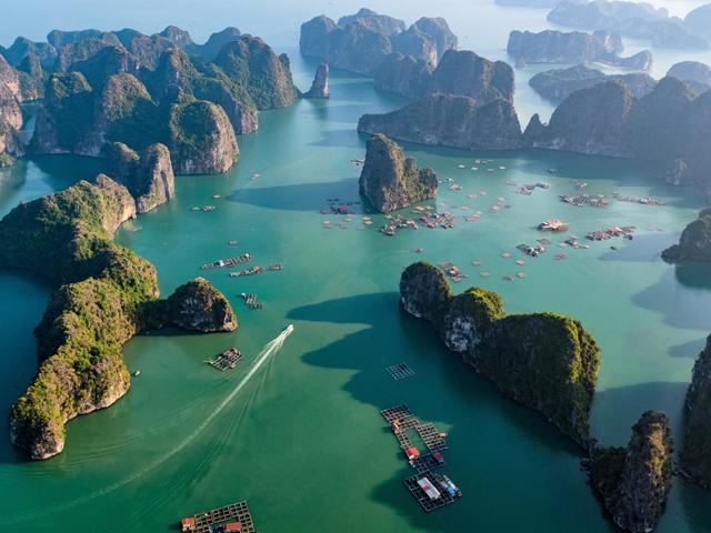 640x480_Halong_Bay_72.jpg