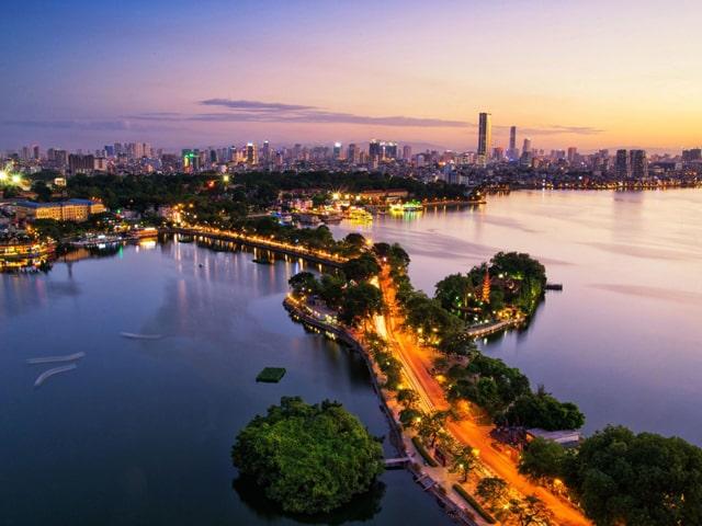 640x480_Hanoi_West_Lake-min3.jpg