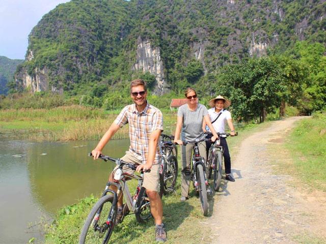 640x480_bike_tour-min5.jpg