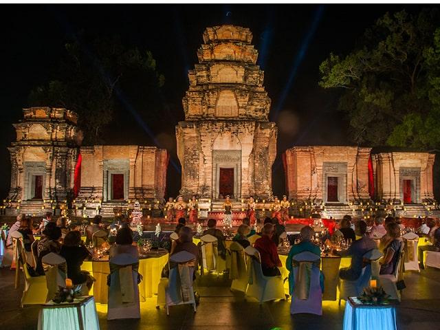 8__Angkor_Temple_Dinner-min1.jpg