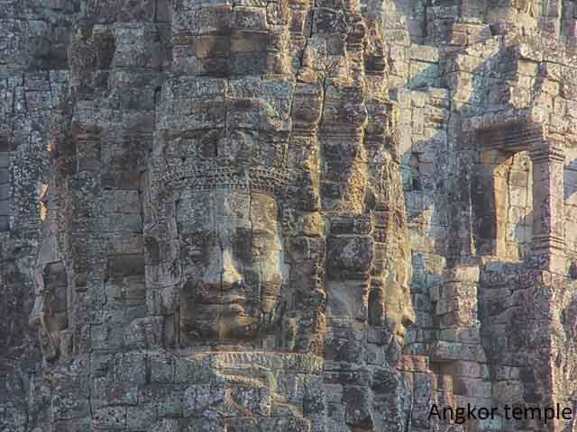 Buddha_temple_-_Angkor_Wat2.jpg