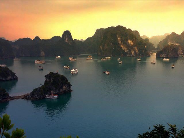 HalongBay-overview.jpg