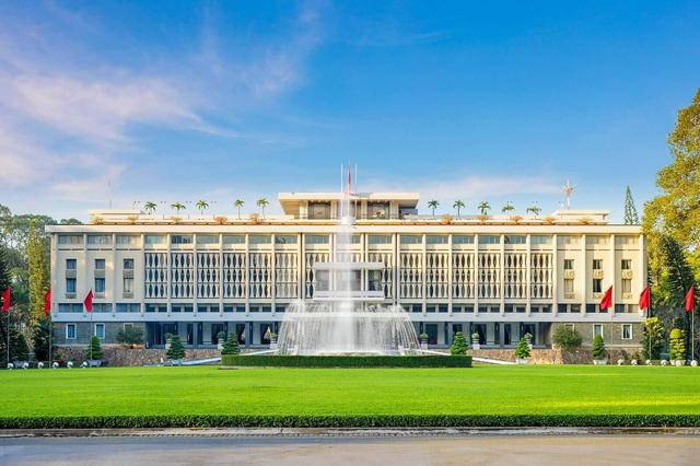Independence Palace Vietnam.jpg