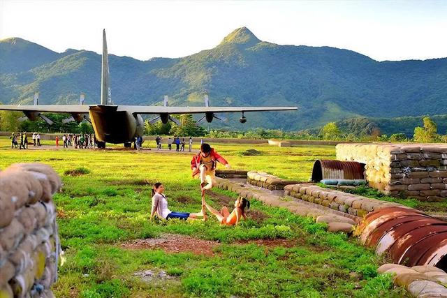 Khe Sanh Combat Base-1.jpg