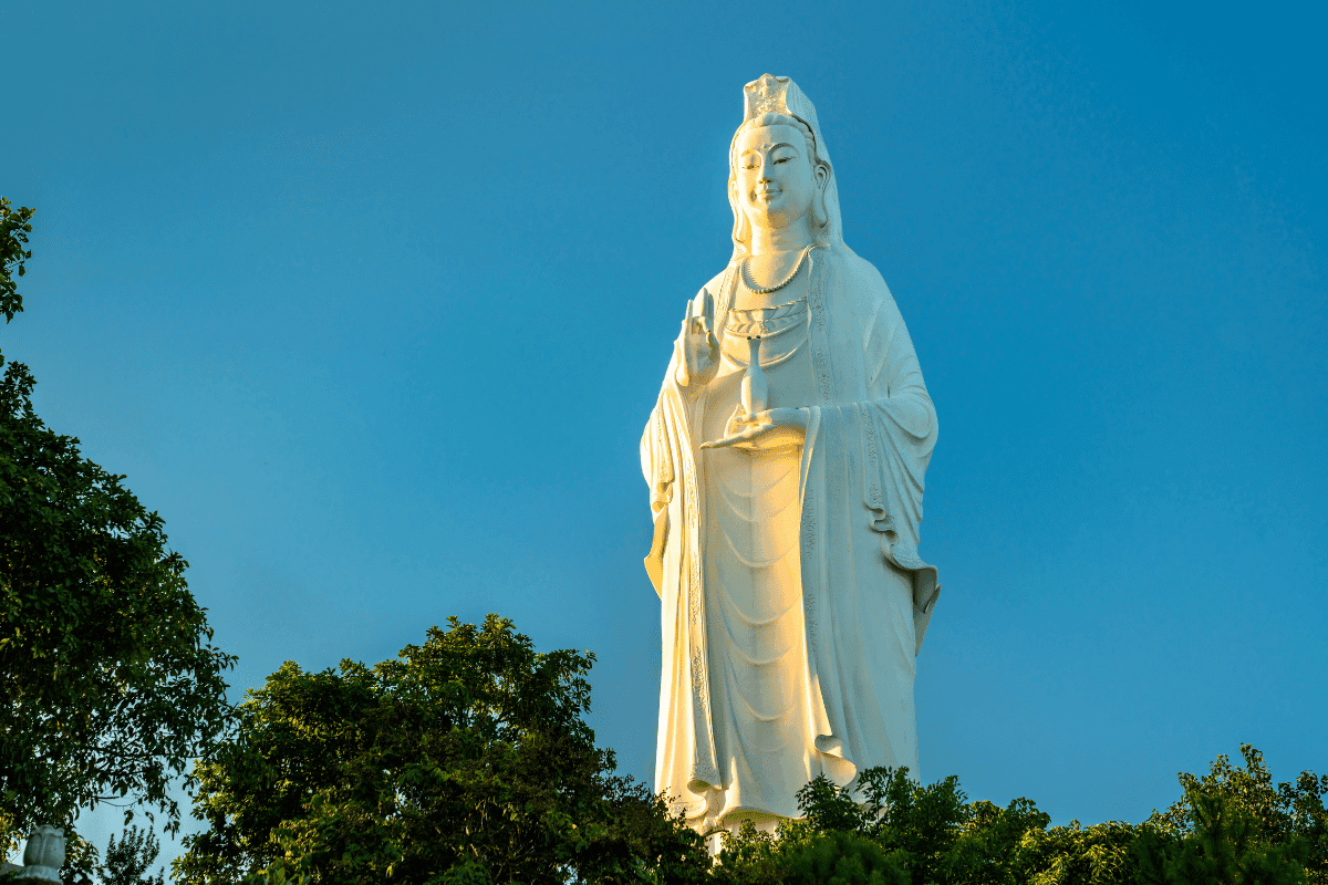 Linh Ung pagoda.png