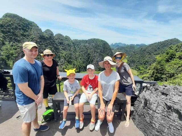 Ninh_Binh_family_tour.jpg
