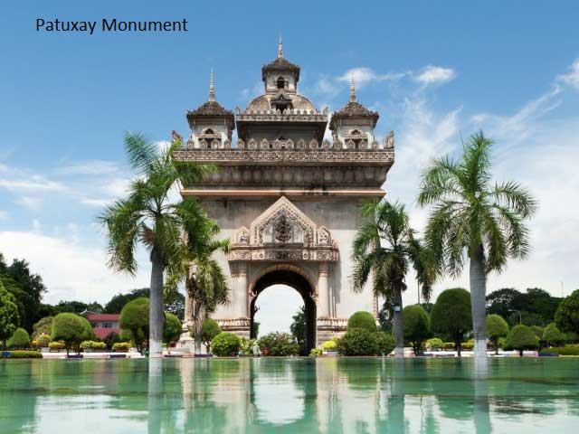 Patuxay_Monument.jpg