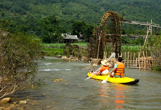 Puluong_retreat_Vietnam_river_kyaking2.jpg