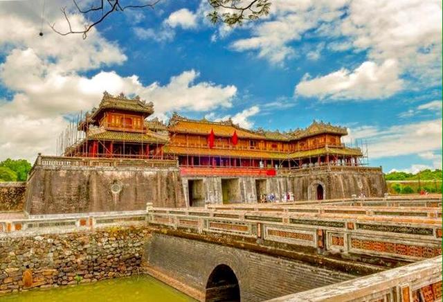 THE 15 BEST DESTINATIONS IN VIETNAM 2020-9.jpg
