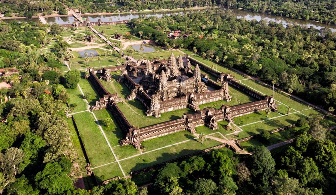 Top-Angkor-Temples-Must-See-Angkor-Wat.jpg