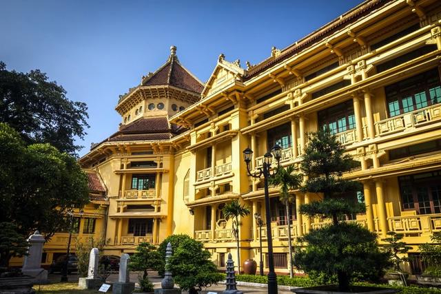 Vietnam-national-museum-of-History.jpg