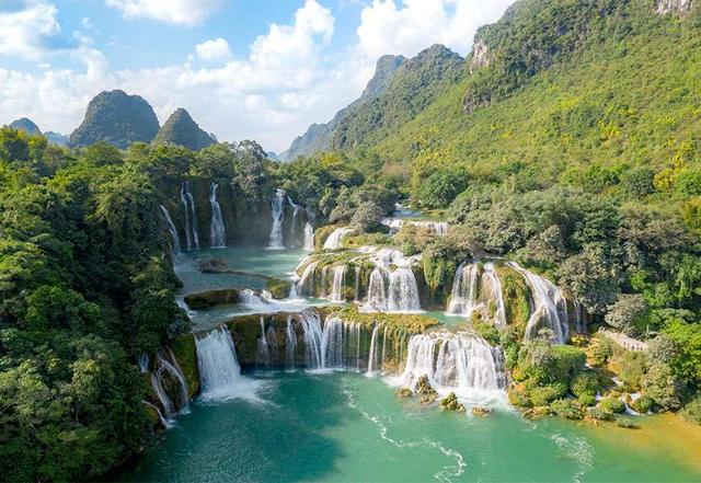 ba be national park.jpg