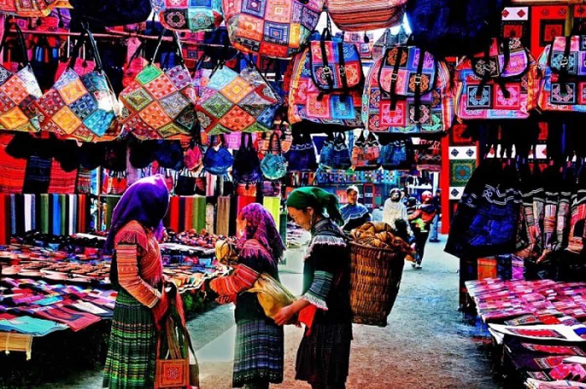 bac ha market-1.jpg