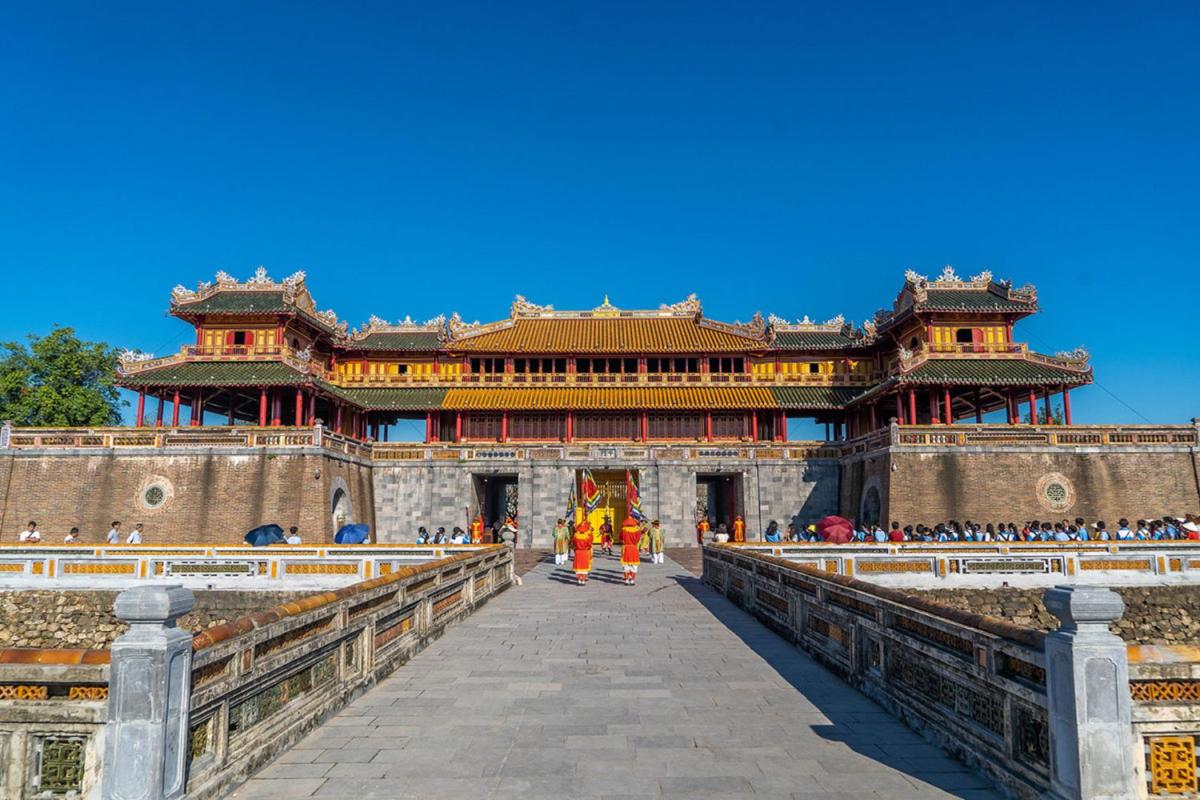 dai-noi-kinh-thanh-hue-1-1.jpg
