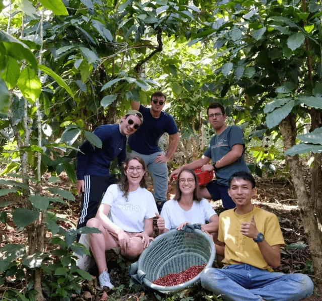 dalat coffee farm.png