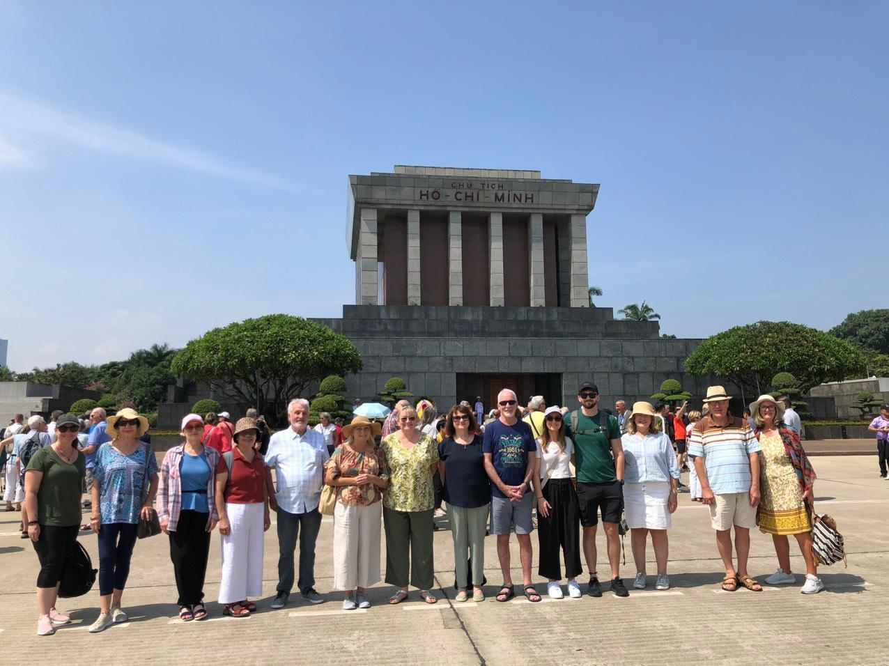 hcm mausoleum photo taking-1.jpg