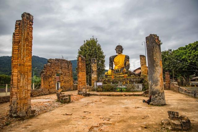 muang khoun.jpg