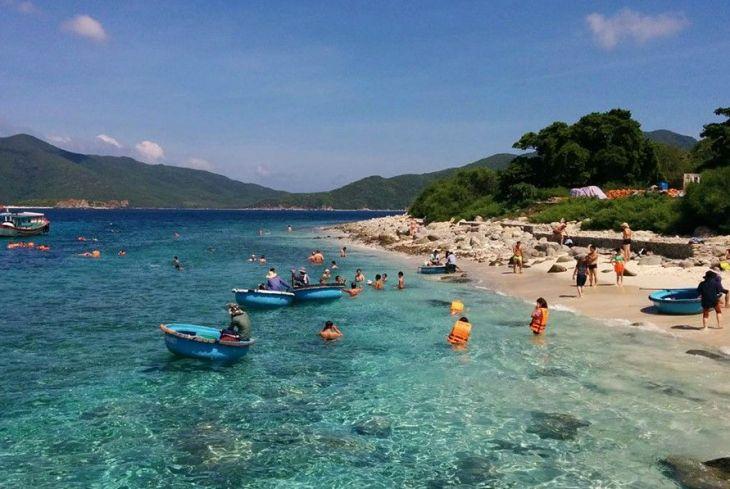 nha-trang-hon-mun-island.jpg