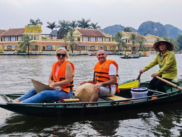 ninh binh senior.jpg