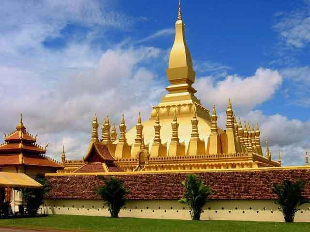 pha-that-luang.jpg