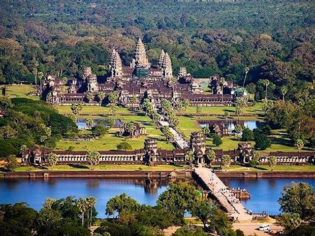 private-angkor-wat-tour.jpg