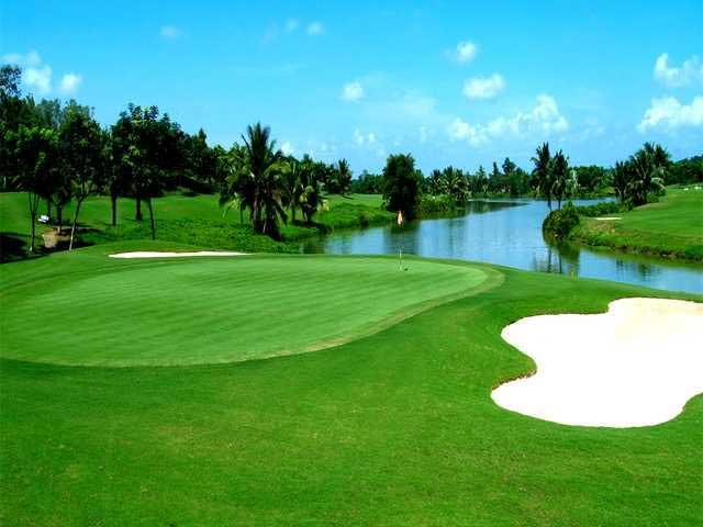 vietnam-golf-tours-1.jpg