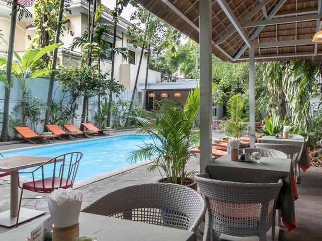 Jungle Addition Hotel