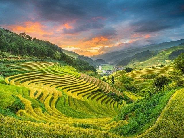 Impressive Vietnam with Sapa