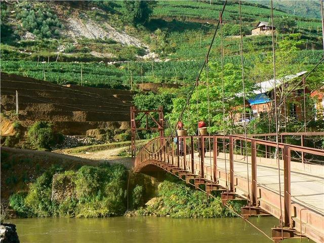 Hanoi - Sapa - Halong - Hanoi 6 Days