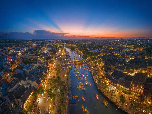 Hanoi – Halong – Danang – Hoian – Ho Chi Minh City – Cu Chi – Mekong Delta – Phu Quoc Island 12 Days