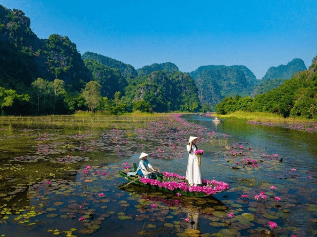Majestic Vietnam - North to Central with Siem Reap