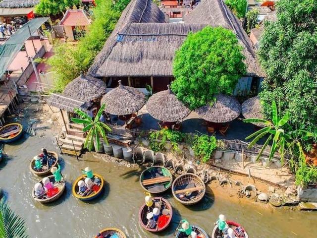 Hanoi – Halong – Danang – Hoian – Phu Quoc Island 9 Days