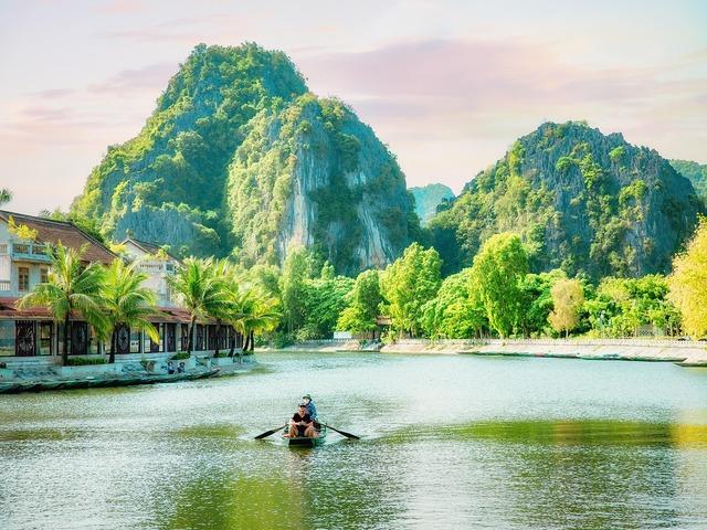 Phu Quoc – Hanoi – Ninh Binh – Halong 8 Days