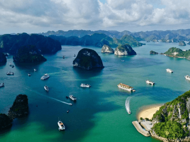 What Makes Vietnam Holiday Packages Worth Booking Through a Local Expert