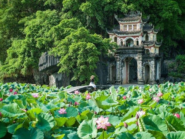 640x480_Bich_Dong_Pagoda-min2-1.jpg
