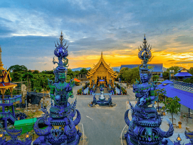 chua-xanh-o-thai-lan-wat-rong-suea-ten-blue-temple-1-2.png