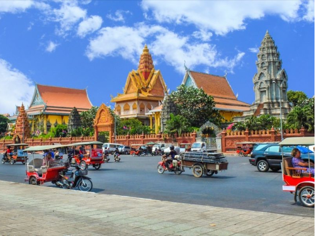 Tour To Phnom Penh Cambodia