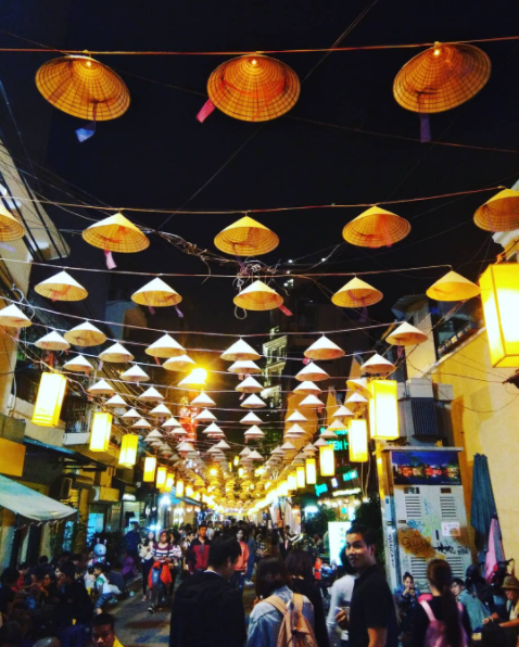 stunning Vietnam night market