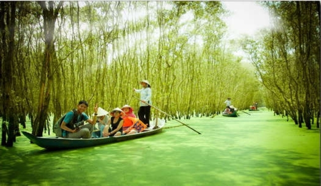 Take A Sampan in Mekong Delta