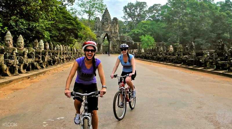 AngkorSunriseCycling-cambodia_tour