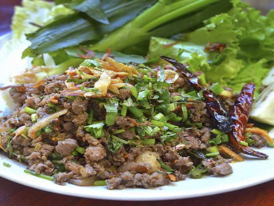 Lap Khmer - Lime-marinated Khmer beef salad