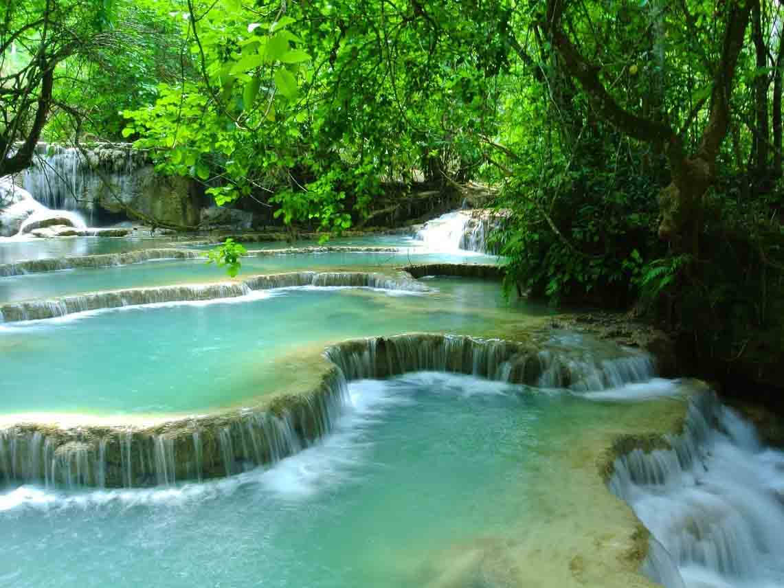 Kuang Si Waterfall 