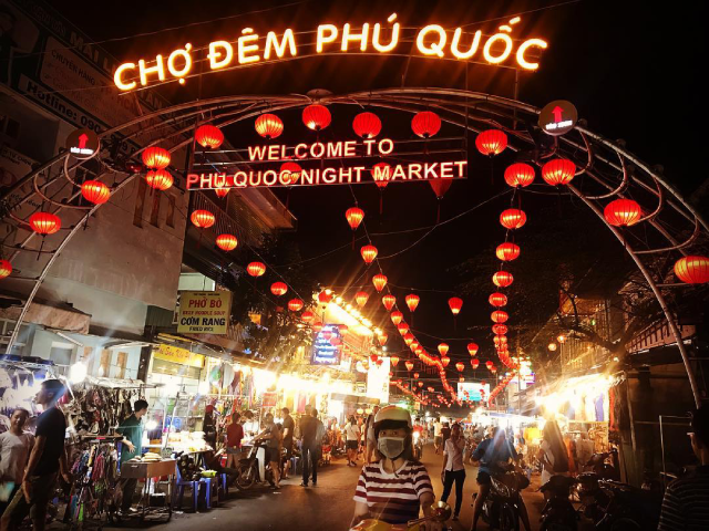 Phu Quoc Night Market - Travel guide 2023
