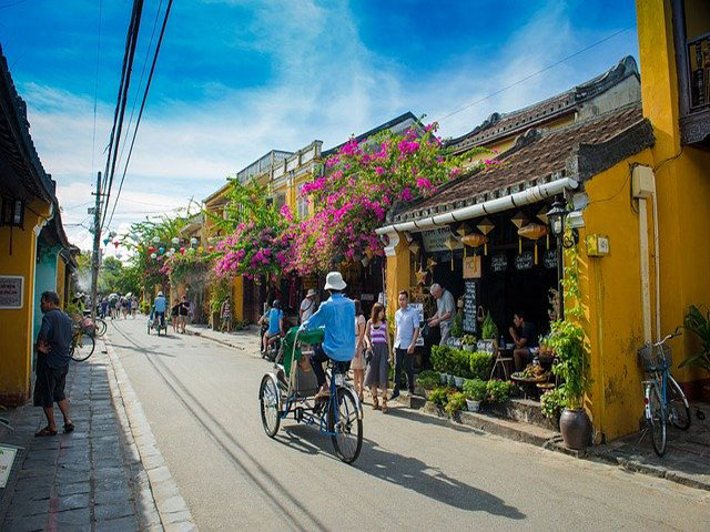 Vietnam – Along the coastal line 
