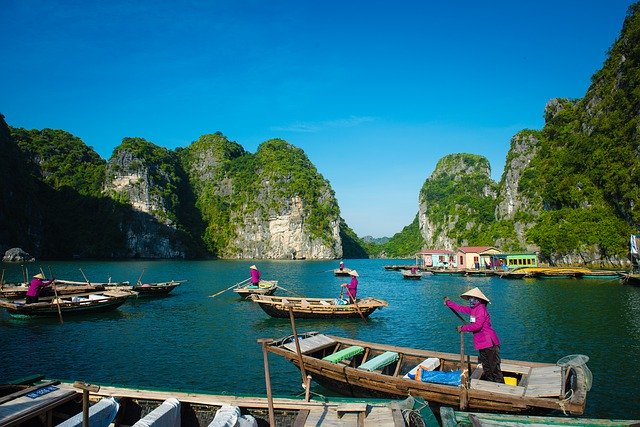 Mekong Luxury Cruise Upstream