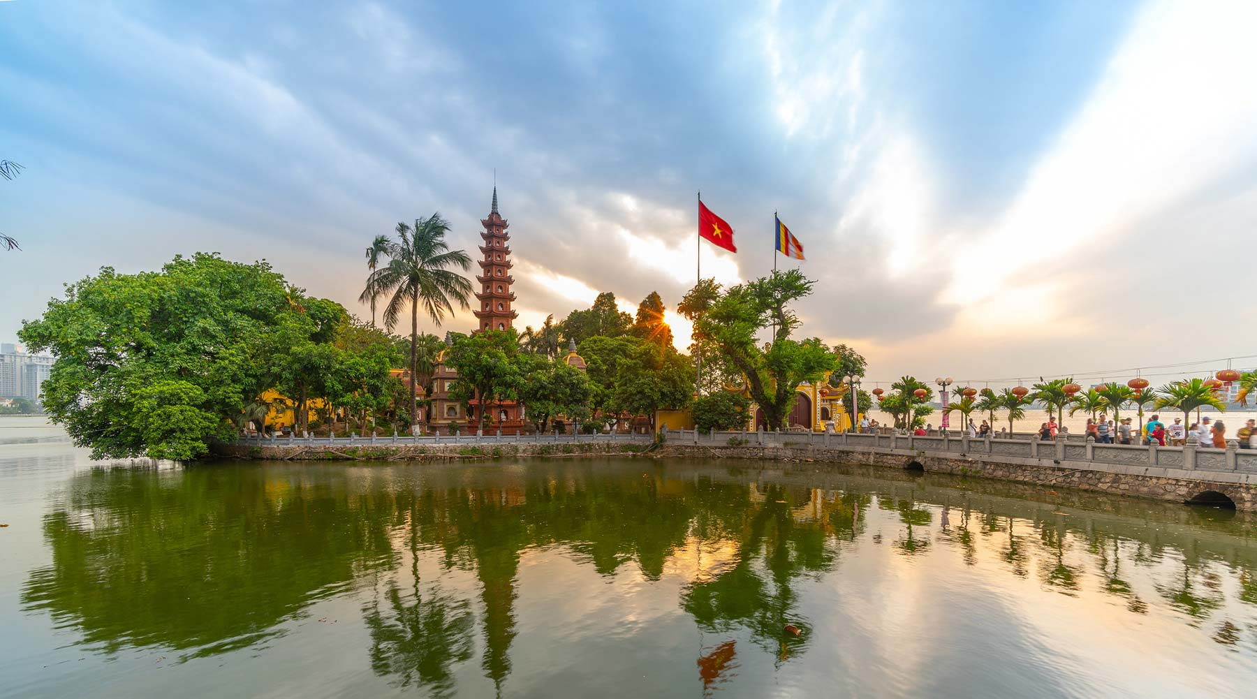 group tour package to vietnam